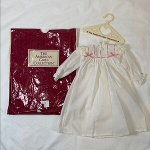American Girl Pleasant Company Doll Nightgown w/ Hanger & Bag – Vintage Retired